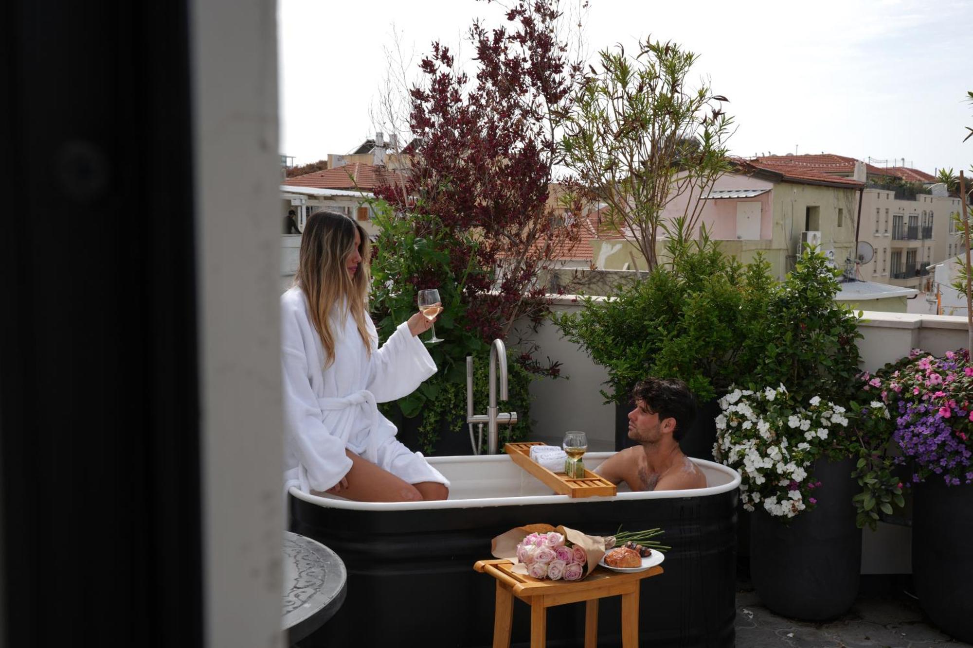 Allegro Neve Tzedek Boutique Suites - By Homy Tel Aviv Esterno foto